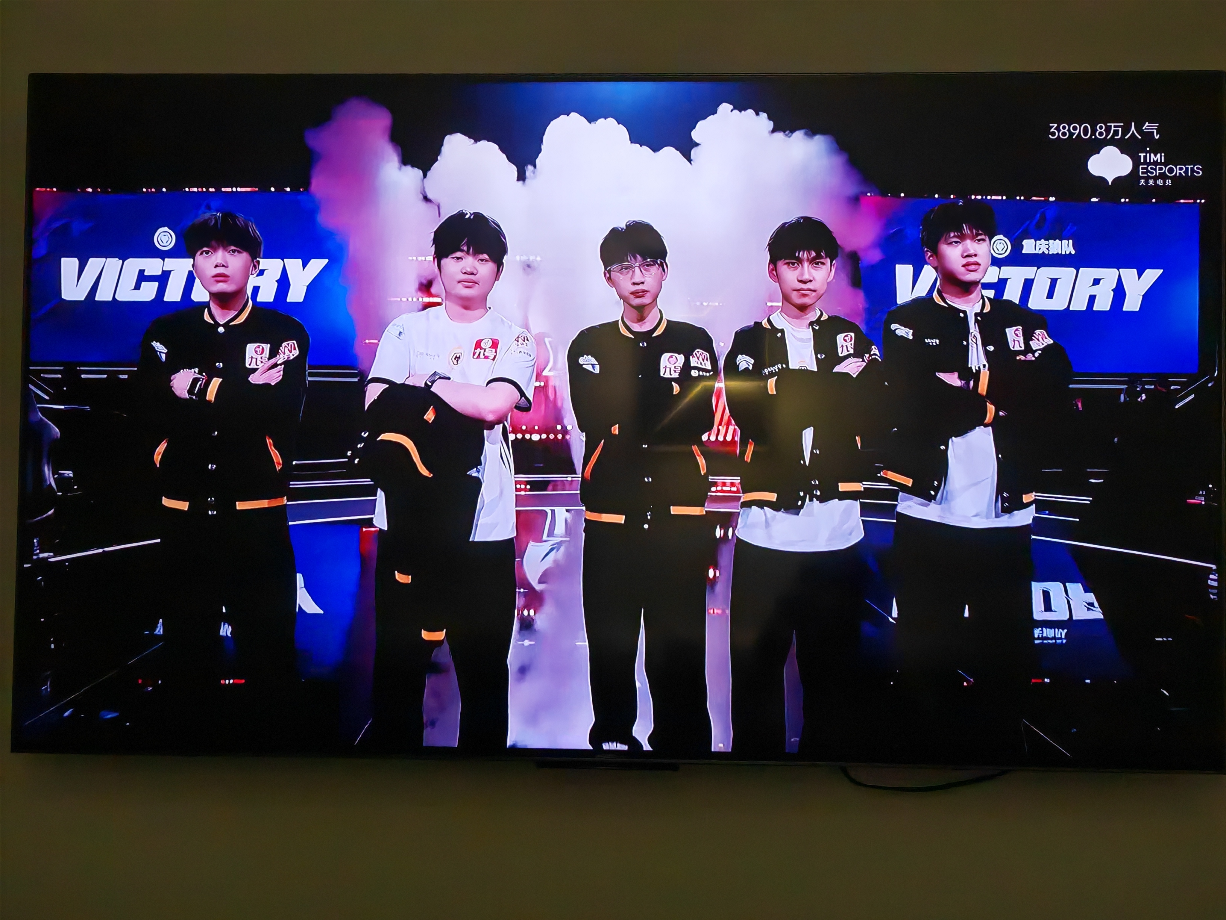 收视率打法，所以魔女就是独一无二的软脚蟹