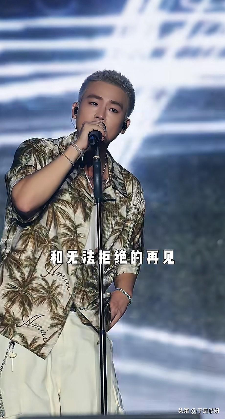 欧豪音乐节舞台出圈！花衬衫唱Rap，尽显选秀初代强者实力
 
近日，欧豪音乐节现