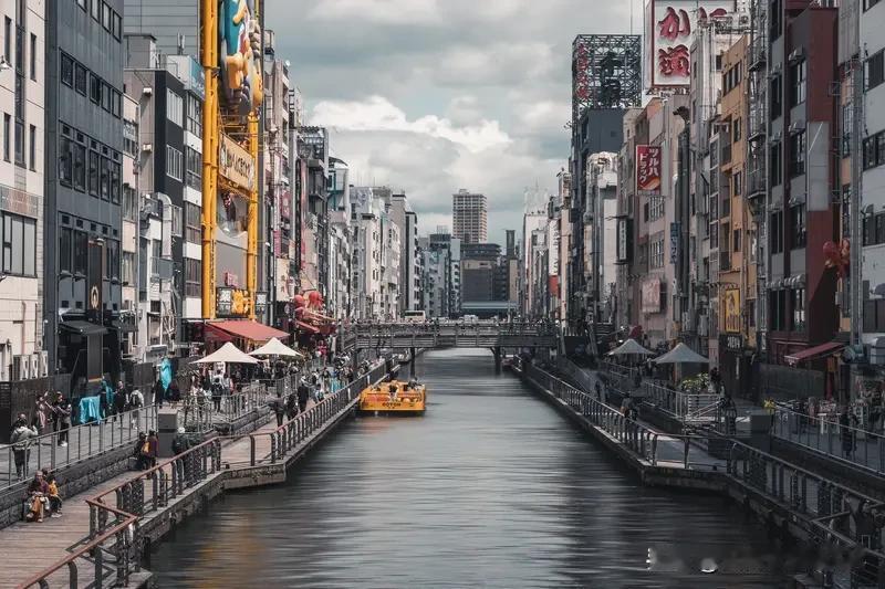 外交部提醒春节避免前往日本 外交部1月26日提醒中国公民春节期间避免前往日本。最