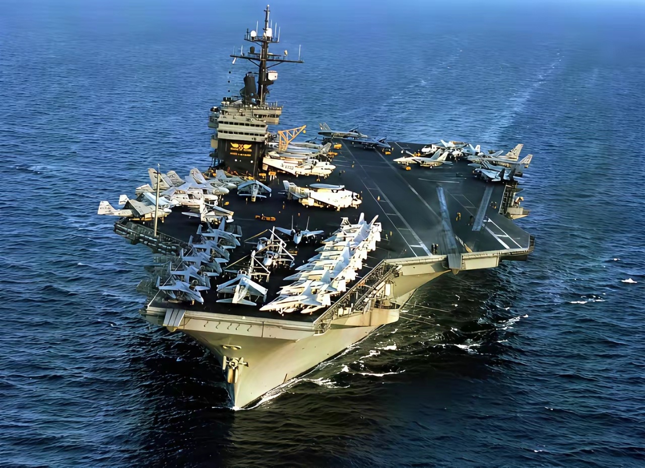 伊朗宣布“马赛克”防御计划，把全国分成31个军区，各自决定怎么样反击侵略者。美伊