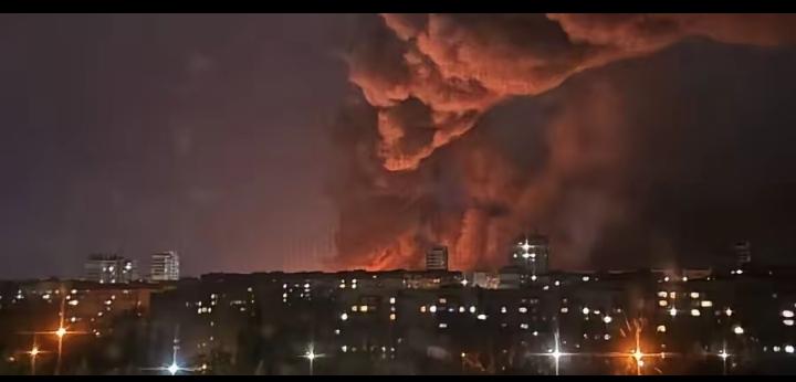 夜间作战行动持续推进，乌军针对俄占区多处核心军事目标展开精准密集打击，作战效能全