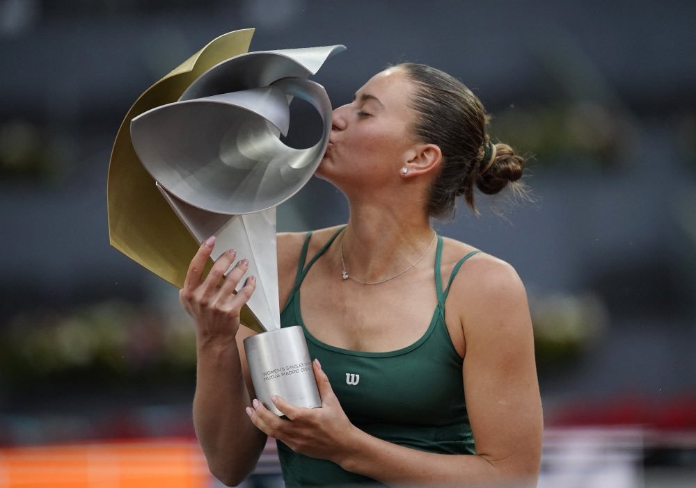 🏆 马德里站冠军：玛尔塔·科斯秋克 🇺🇦🏆 罗马站冠军：埃莉娜·斯维托丽