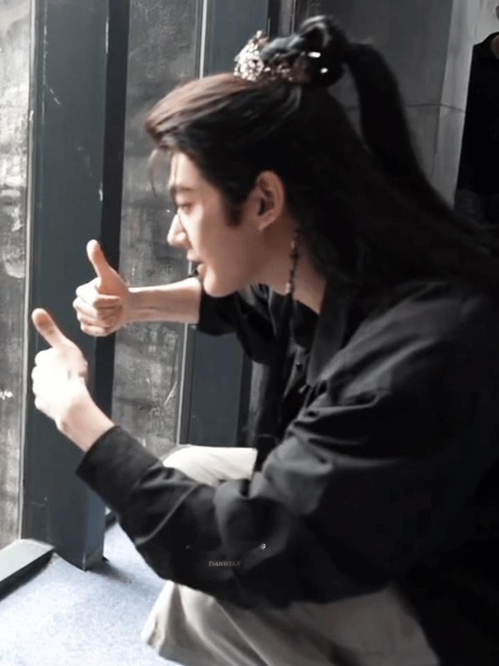 娱乐榜姐  这么真诚又善良的人谁会不喜欢，他真的很好！