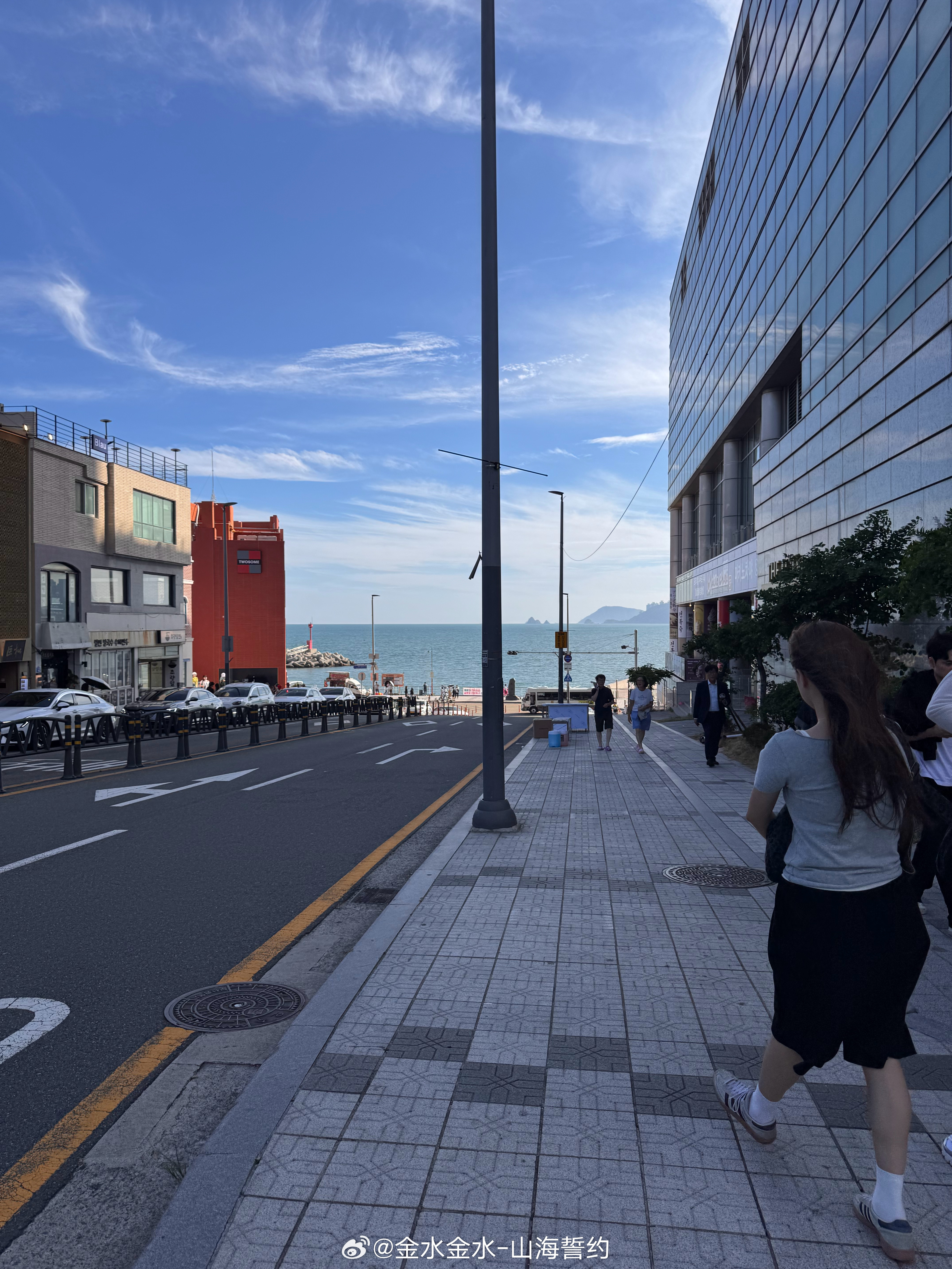 人，我已经回到广州。你说咋就这么好吃呢（嚼嚼嚼… 