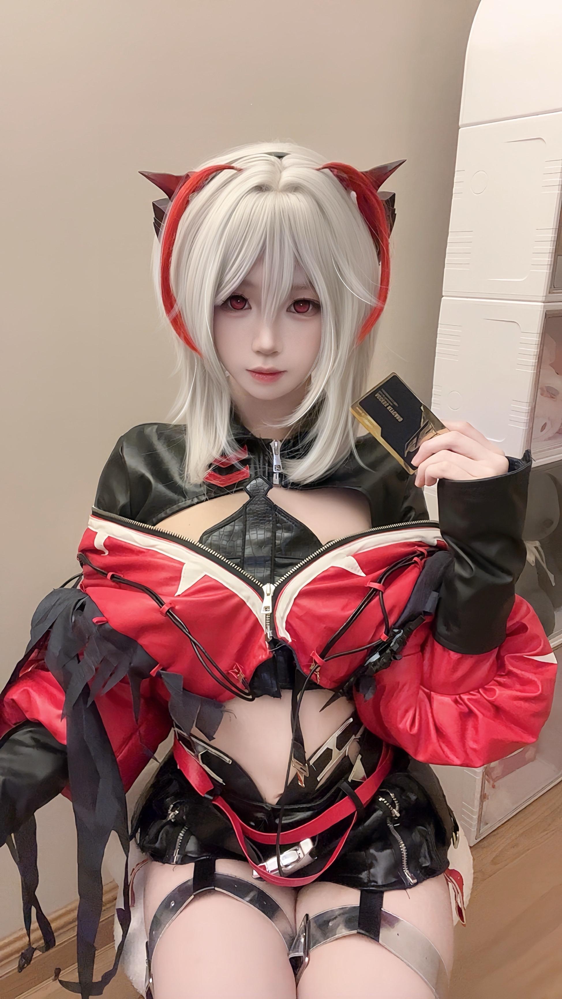 麦晓雯三角洲行动 cos