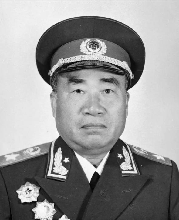 1976年6月底，朱老总即将走到生命的尽头，他握着妻子的手对她说：“我这一辈子没