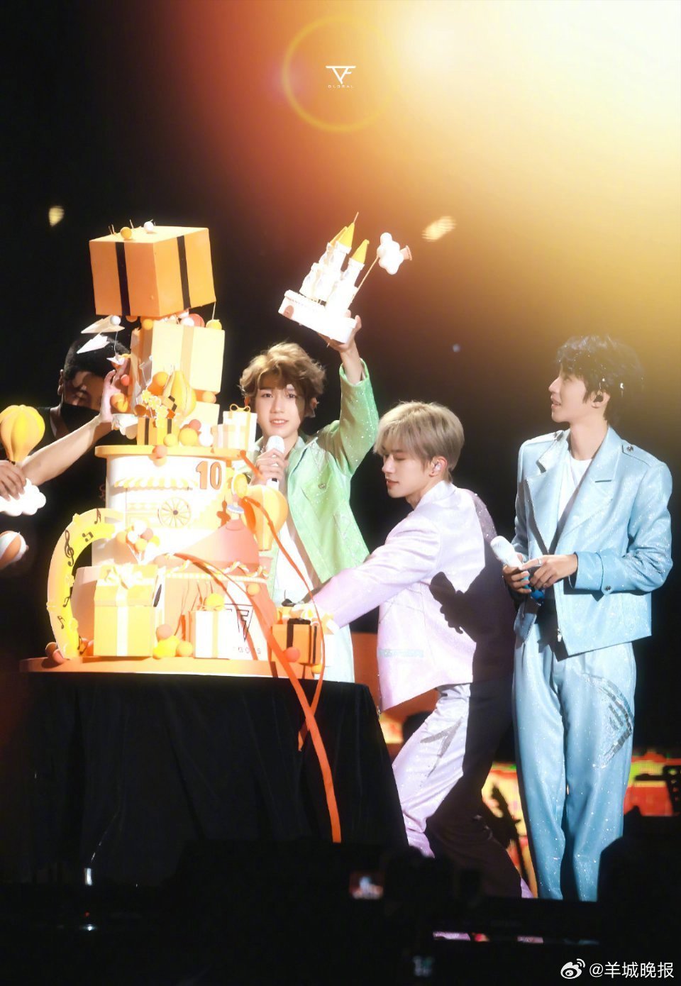 【小雪时节，你最想看谁的音乐舞台？】小雪时节来临，多位歌手的演唱会如期而至……你