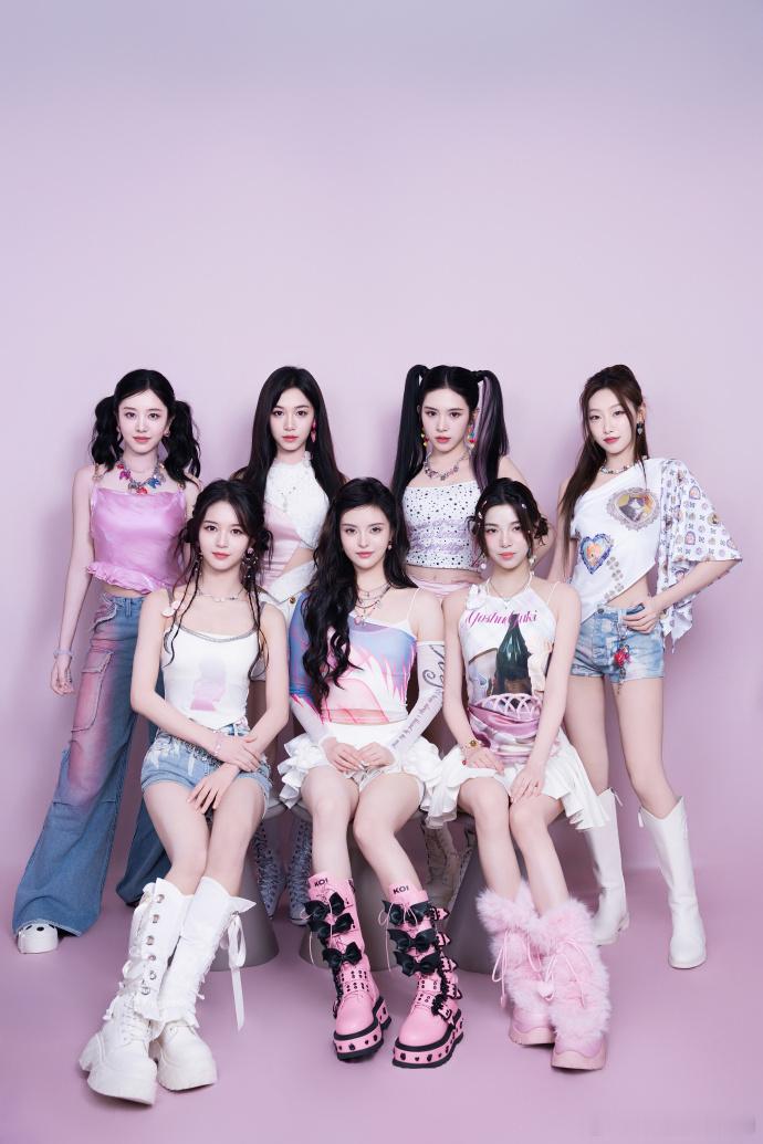 RED毕业歌会唱第一天 不愧是经典曲目，被RED演绎得格外动人，旋律一响满是夏日