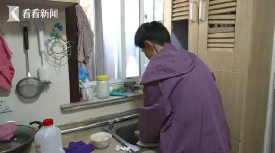 两天闪婚2个月闪离，前夫分走130万拆迁款。

你敢信吗？认识才一两天，就把证领