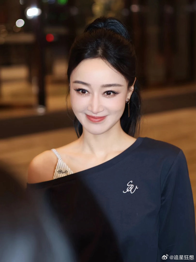 赵子琪回应浪姐唯一人脉乘风2026赵子琪回应被称“浪姐唯一人脉”，笑称敢唱跳、爱