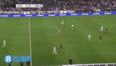 迈阿密国际巨星梅西真是太让人心疼了！在今天进行的迈阿密国际和洛杉矶FC的焦点战中