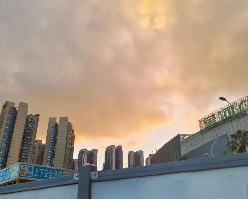 工作了才发现上学时的想法多愚蠢
上学的时候天天盼着上班赚钱，能够自由的支配工资。