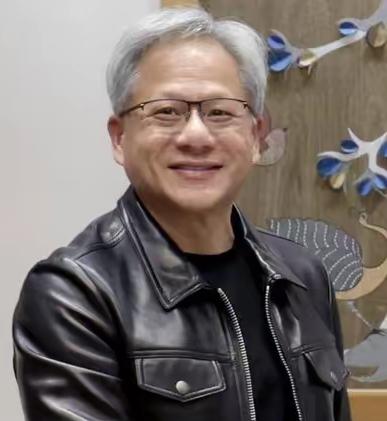 感谢“敌人”的封锁和打压！美国疯狂封锁反成全中国！黄仁勋痛呼：亲手送中国夺冠！