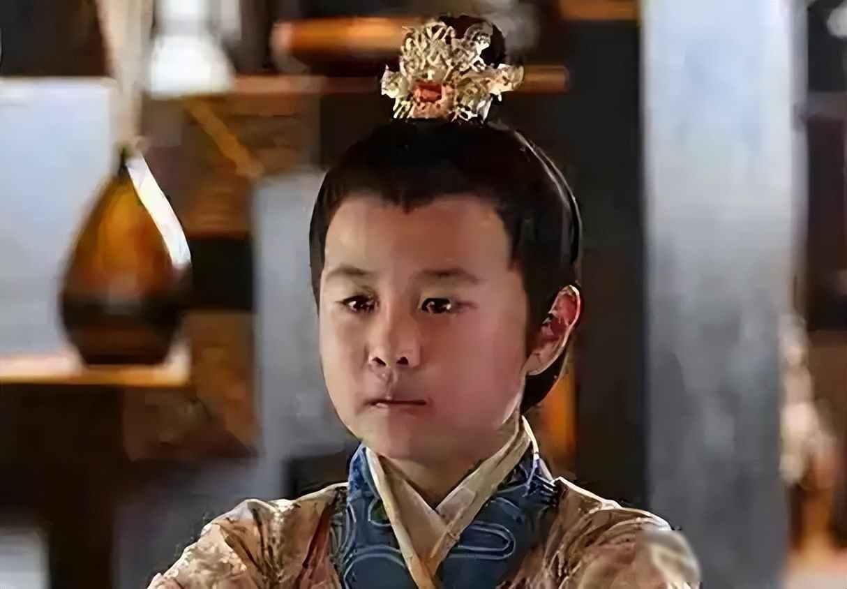 朱高炽有10个儿子，其中3个是嫡子，为何没人敢和朱瞻基抢皇位
1425年五月，北