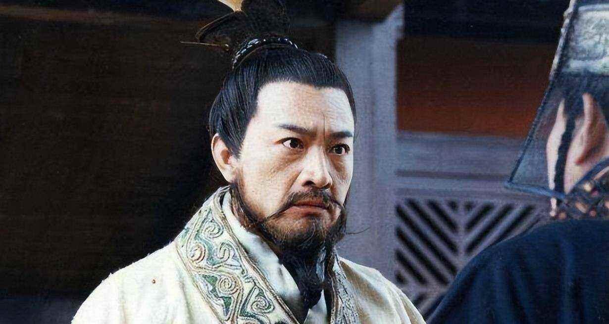 淮南王刘安写的《淮南子》是西汉一部重要著作，该书融合百家思想，并被献给汉武帝，但