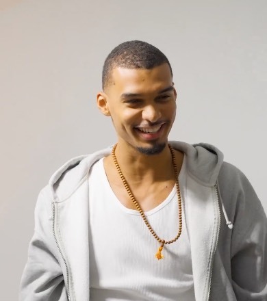 这佛珠不错👀文班亚马最佳防守球员