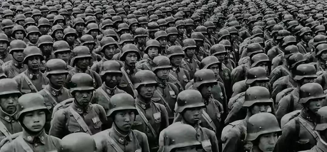 抗日战争为何会持续八年之久？
①日本以工业打农业。
②当时国民政府软弱无能。
③