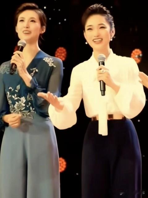 董卿知性，周涛端庄，李红温婉，欧阳夏丹阳光。四大美女主持，以才华与魅力，绽放荧屏