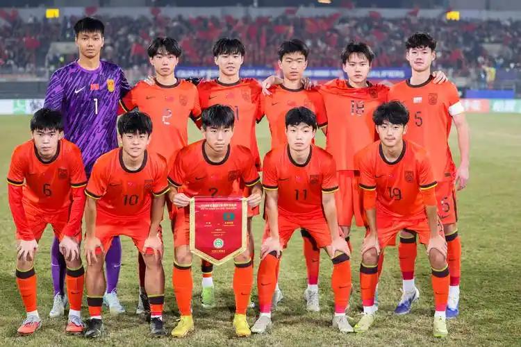 历史性突破！中国男足终结世界大赛荒
 
北京时间5月13日凌晨，U17亚洲杯迎来