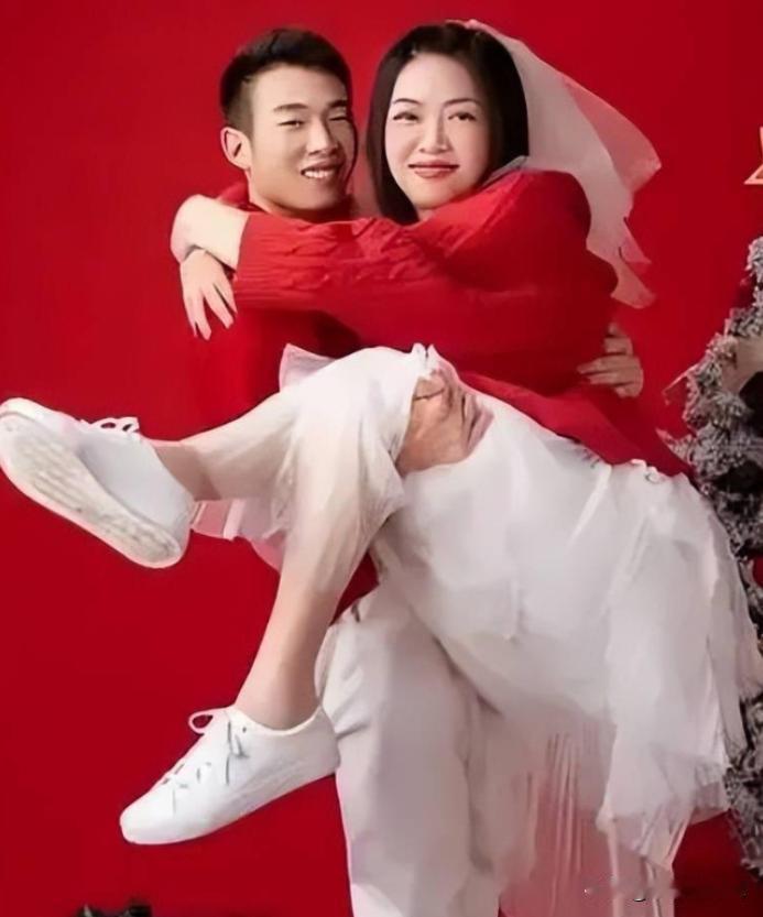 2016年，湖北女子意外受伤瘫痪，丈夫顶不住压力跟她离婚。没想到离婚才一年，女人