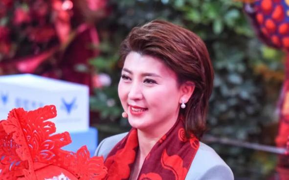 闫学晶这下是真的没法洗白了

这些天热搜都是她，成了网友们的众矢之的

想想也不