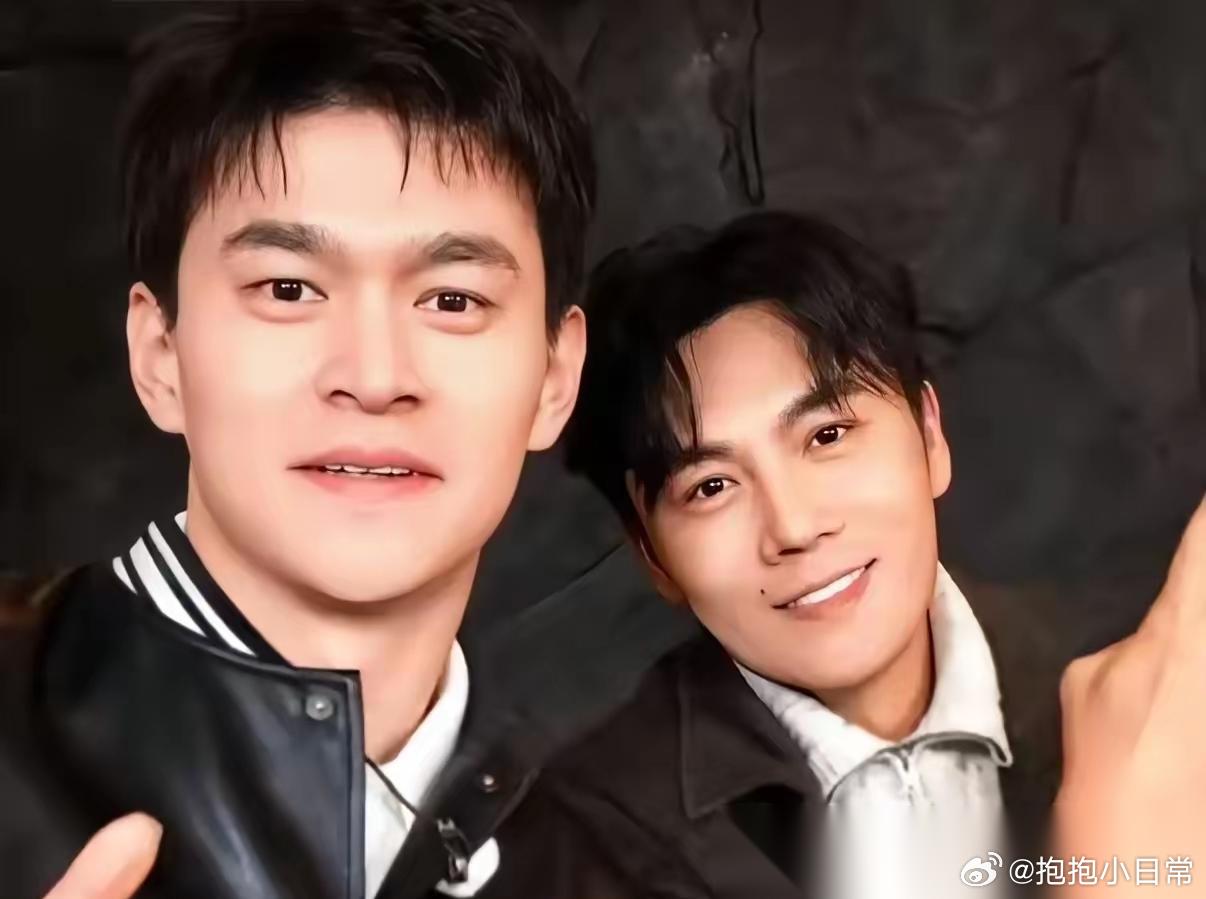 果然， 男人更懂男人。 不得不说，秦昊真的很懂孙杨，而孙杨也很接地气，一点架子都
