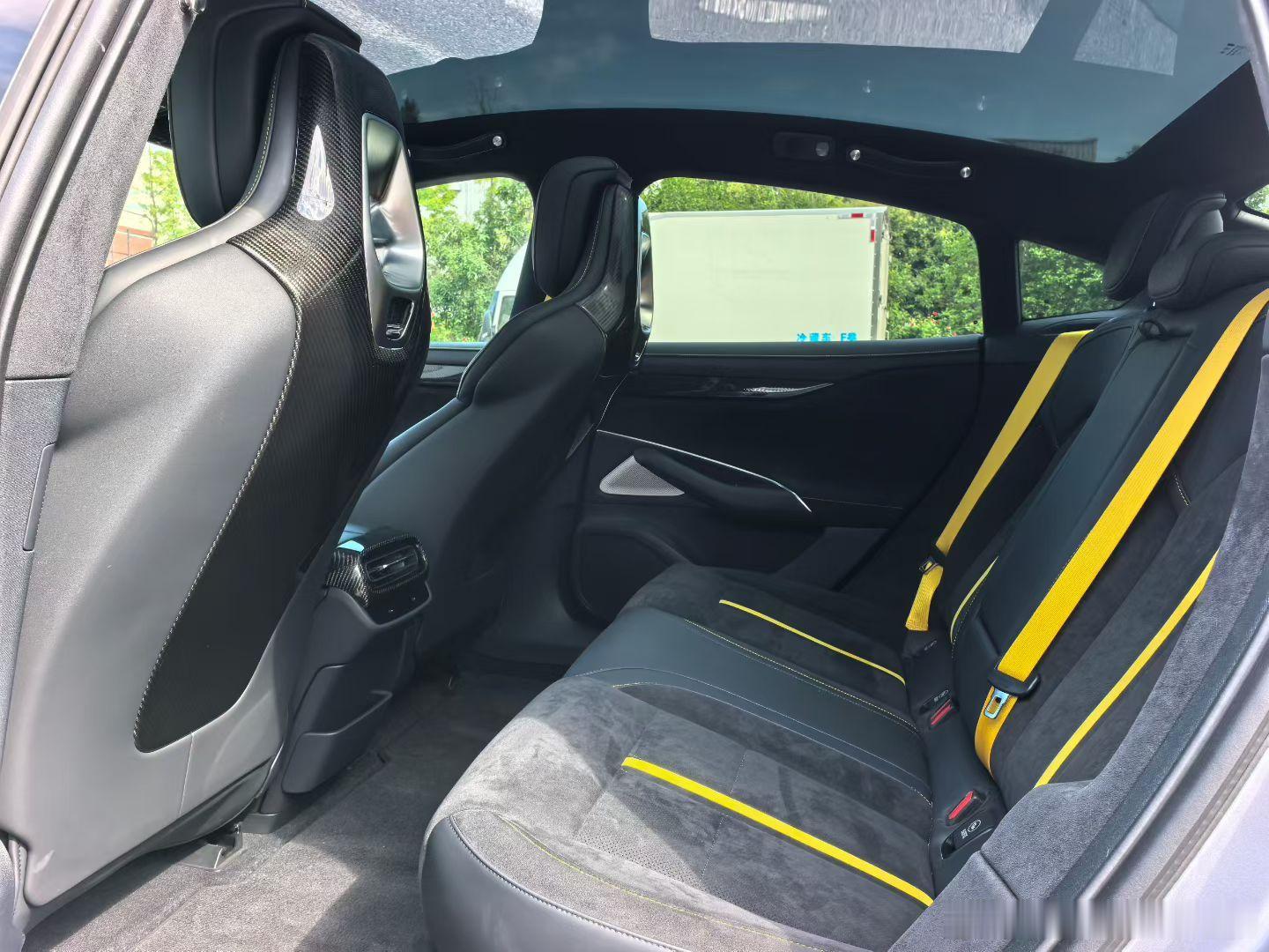 最新车源：小米汽车 小米SU7 Ultra 2025款 Ultra2025年97