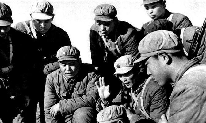 1965年，南京军区步兵学校的1位教员被判处死刑，即将押赴刑场。南京军区许司令得