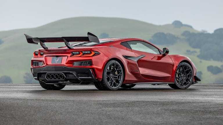 等着被我冲击吧 同行们。你们堆人，我堆ai，还比你便宜。一个月一杯瑞幸。🔥 [