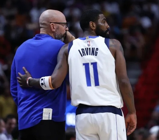 基德￼今日接受媒体采访时，谈到了欧文￼。基德今日迎来53岁生日，两人的生日都是2