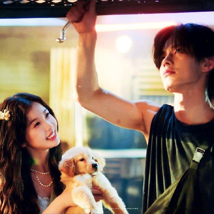 双轨有效播放破3亿双轨全网有效播放破3亿 太能打了！朝朝暮暮默契十足好嗑到爆，无