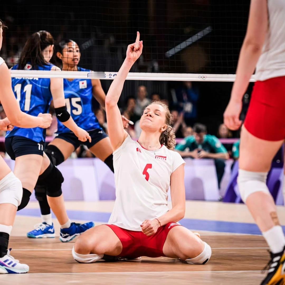 “站拦姐”科尔内卢克宣布退役🇵🇱在退出赛场之际，她洋洋洒洒写了一大段情真意切