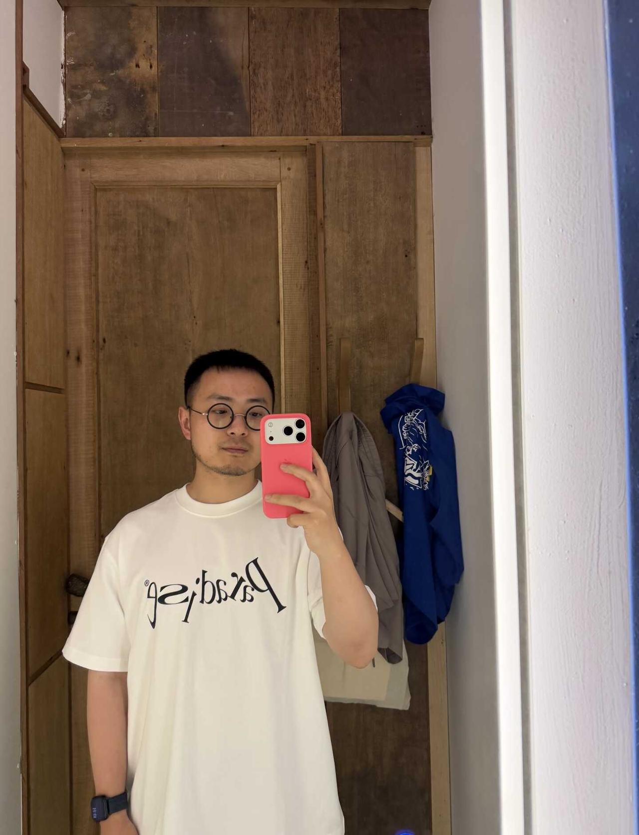 🇻🇳
越南