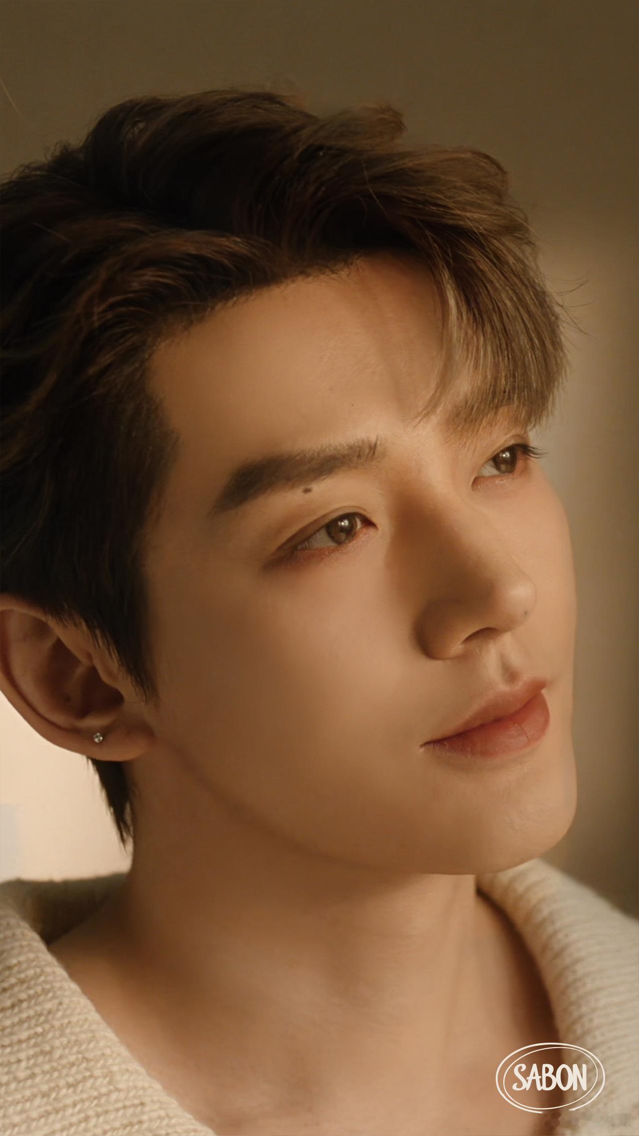 SABON亚太区品牌代言人邓为新壁纸🈶好香的感觉