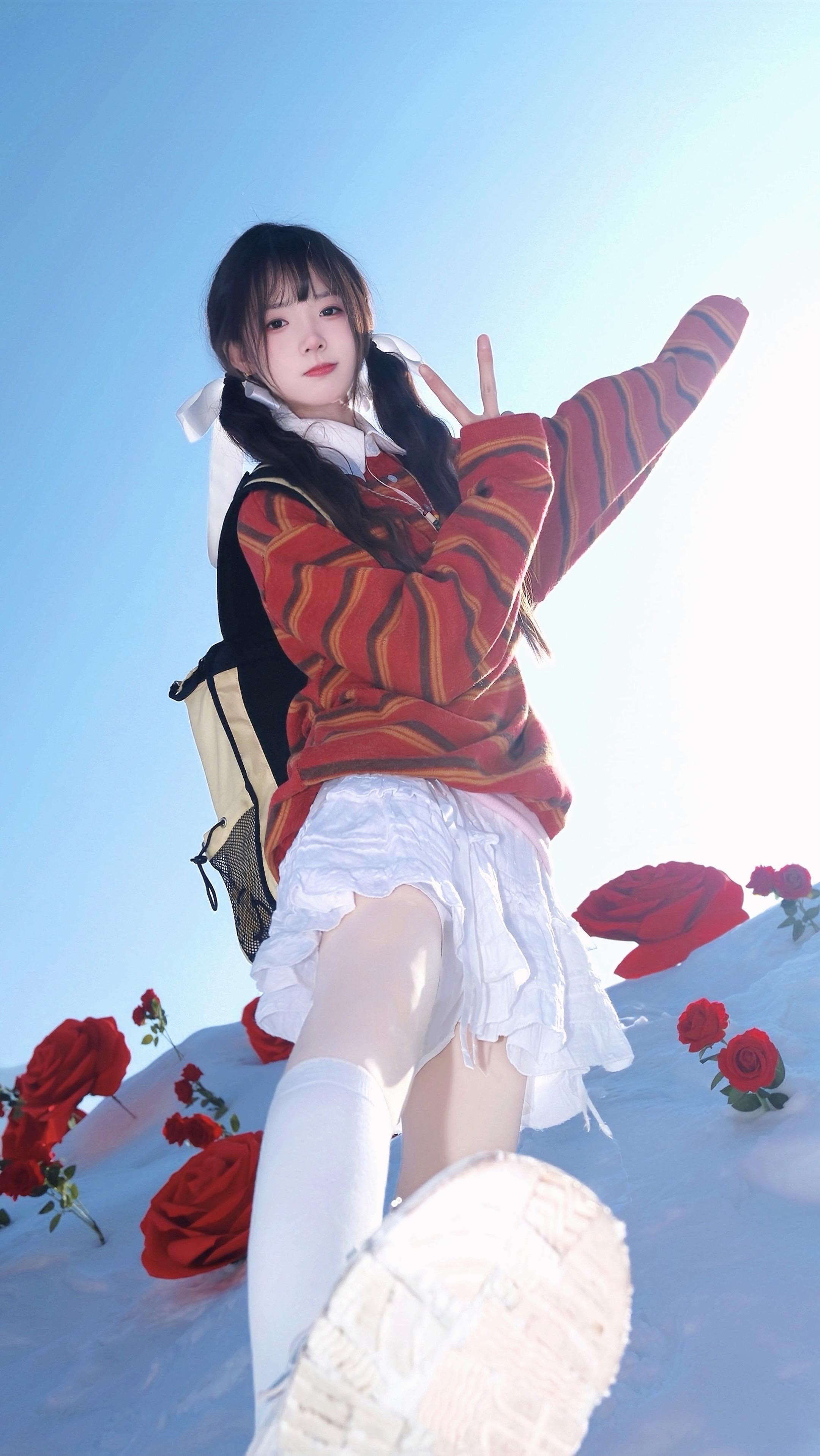 你说我自以为是 可怜像飞蛾扑火