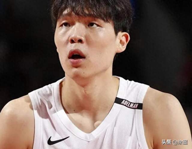 136-129开拓者胜湖人！杨瀚森未登场，裁判判罚引热议