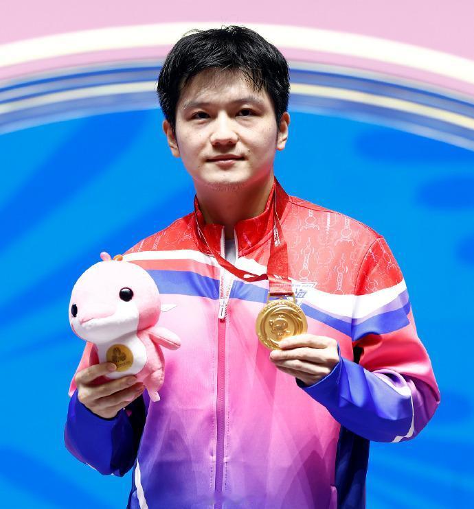 【樊振东能回归国家队参加大赛了】东东在德国打了几个月，收获乒乓球欧冠，也承德国大