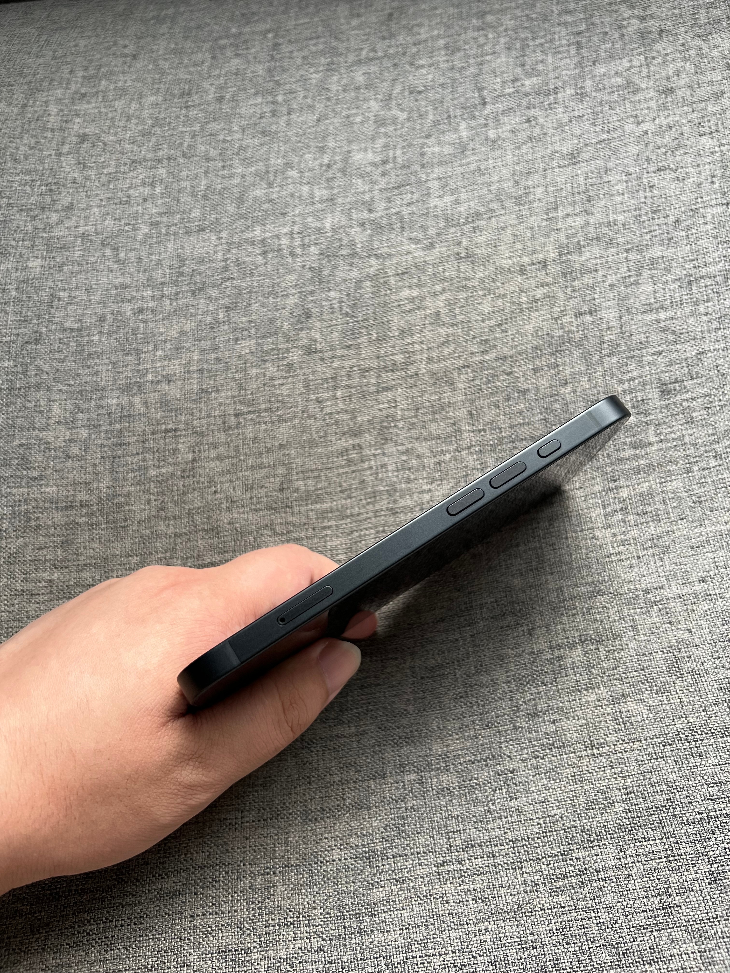 国行iPhone17e 256G 黑色，99新，🔋效率100，全国联保至202