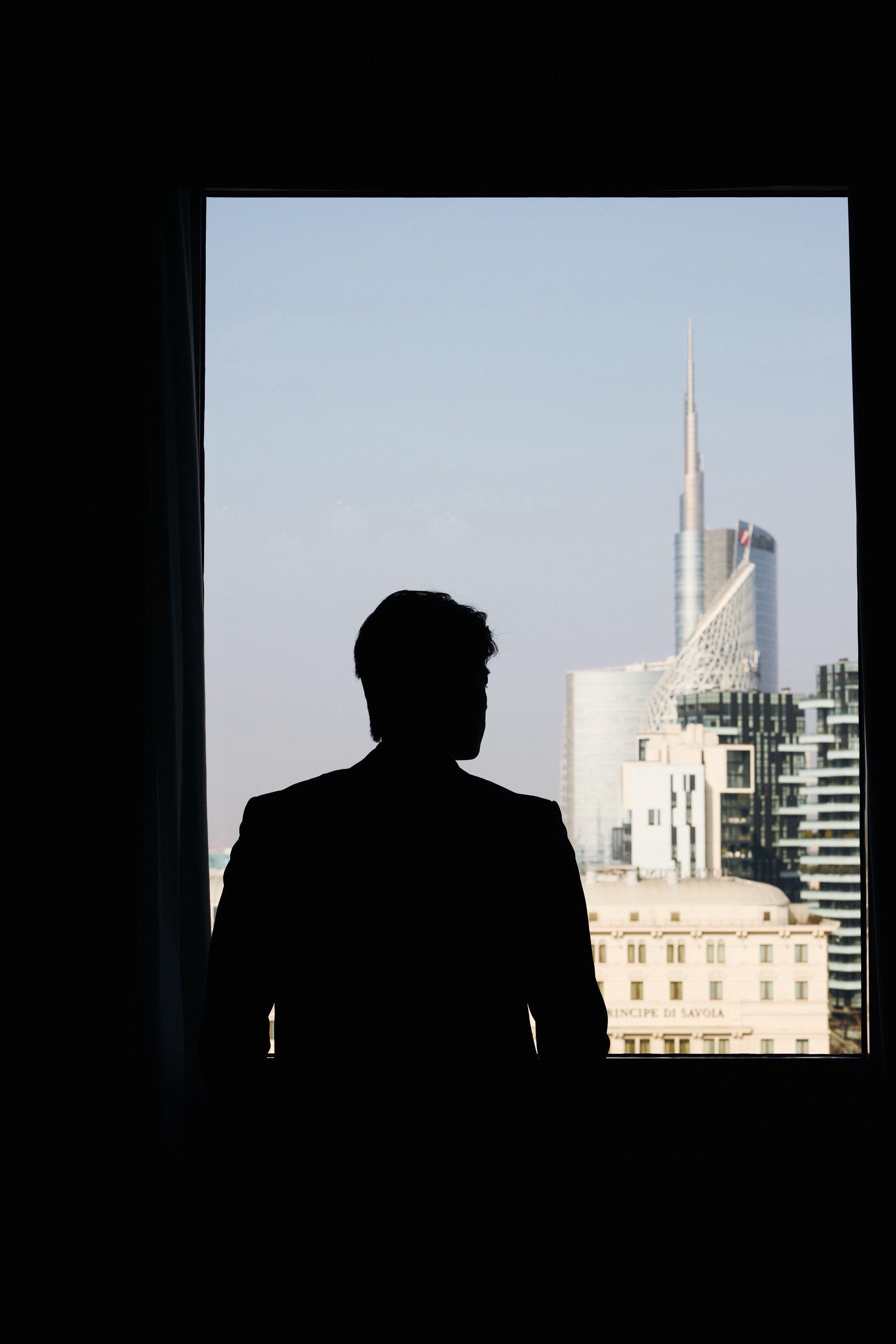 汪顺和贝克汉姆😎Boss型男持续发力中。这身搭配，特别是那个围巾，点睛之笔，帅