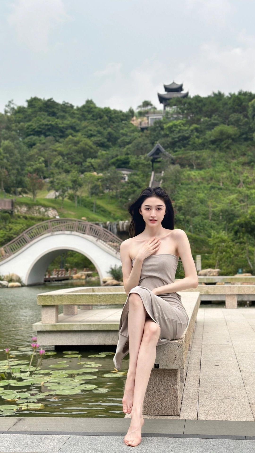 康可人光脚美腿写真组图 