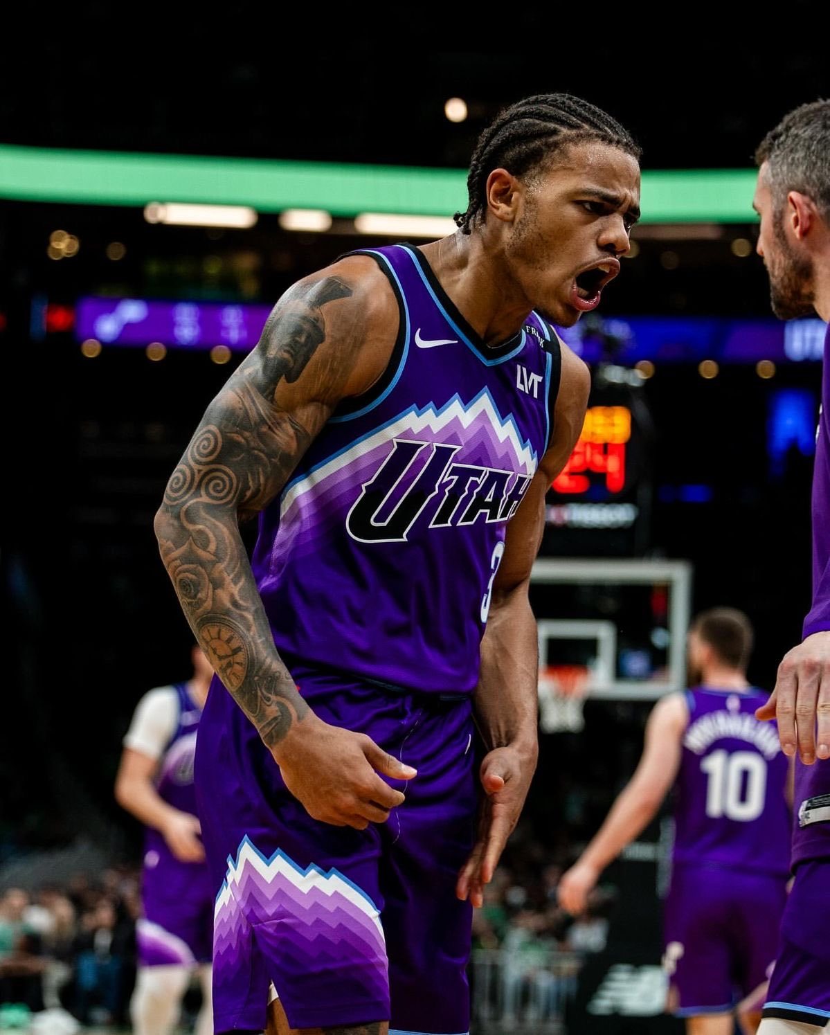 下一个超级控卫？这赛季的肯杨特-乔治……——场均出战34.4分钟——轰下24.1