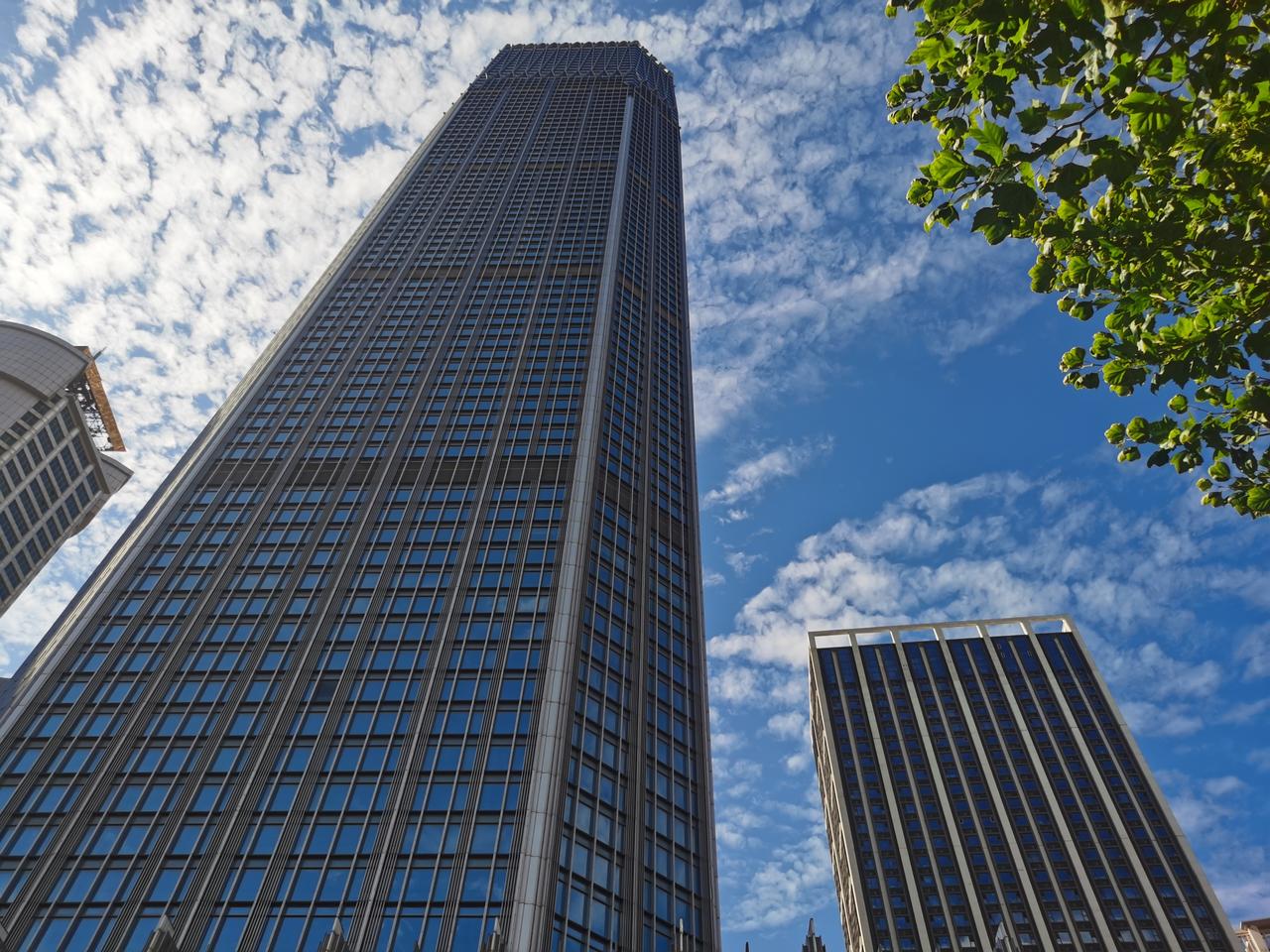 年轻人，你为什么不结婚？

朋友的儿子38岁了，还不找对象结婚。我问“为什么不结