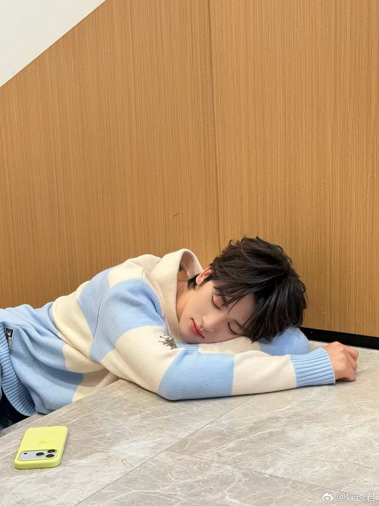 邓佳鑫刚好不记得上线 终于等到这一刻！邓佳鑫的《刚好不记得》和大家见面，没有过度