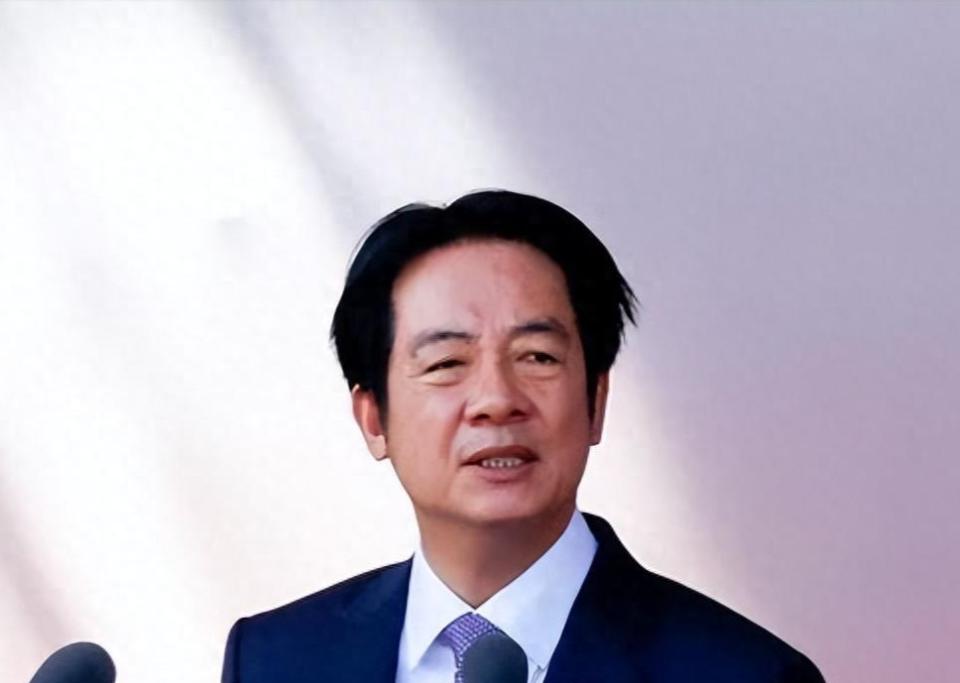 时隔24年重提“反共”！赖清德改造军校，把台军新生代绑上“台独”战车

 时隔二