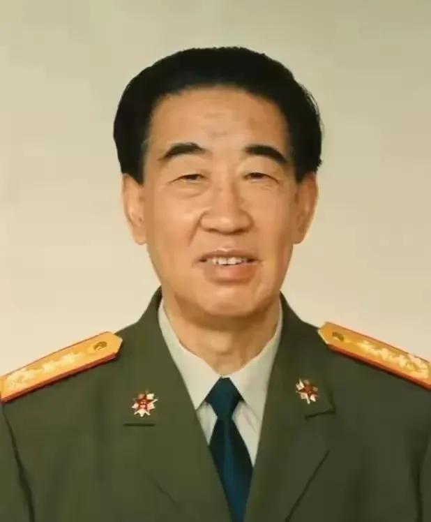 1994年5月，有19名解放军高级将领晋升上将军衔。在这19名上将中，有一位上将