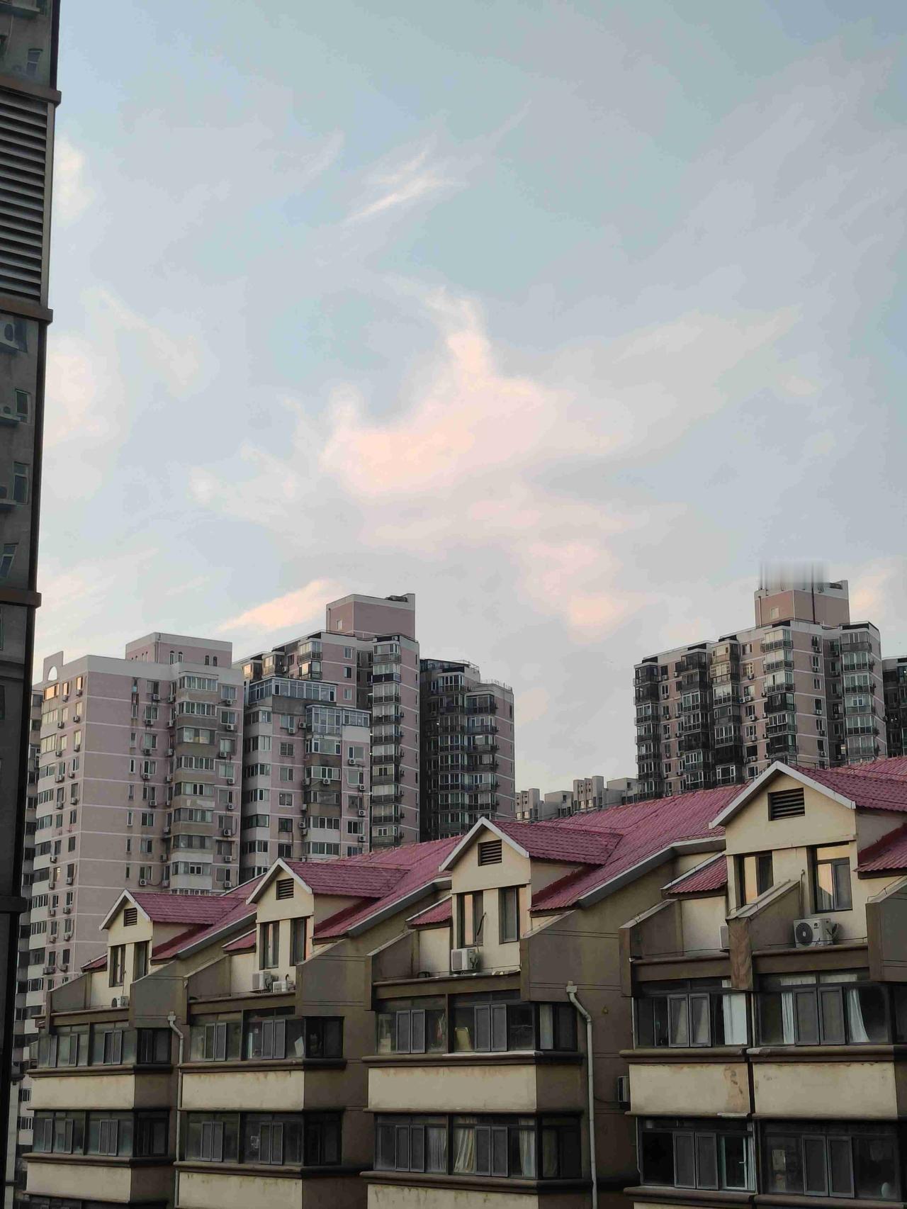 我的今日状态：😁轻松愉快
我这里的天气：☀️晴天
     一夜无醒，转眼自然