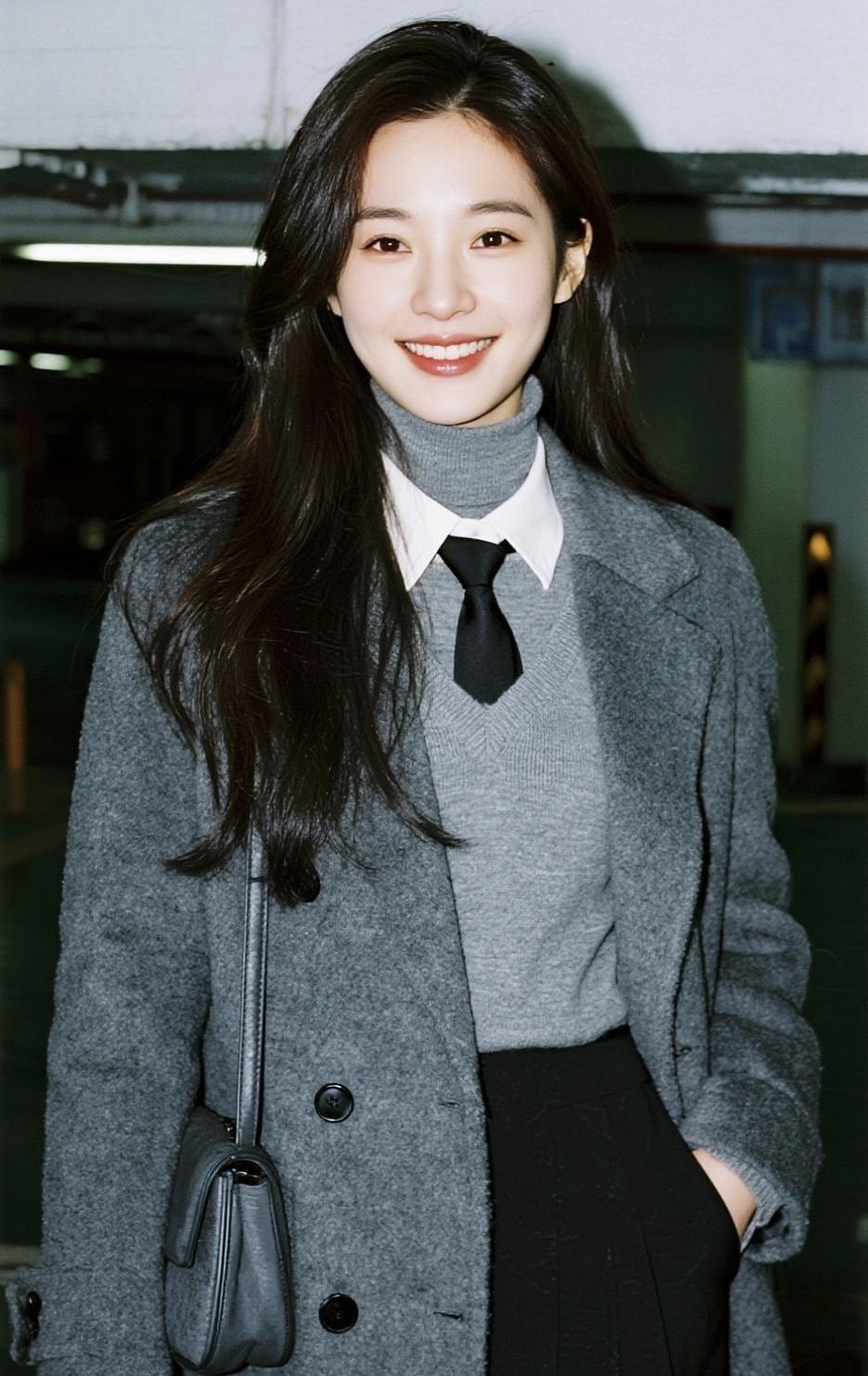 [点亮平安灯]降温算什么？通勤路远算什么？[点亮平安灯]只要工资到账[招财进宝]