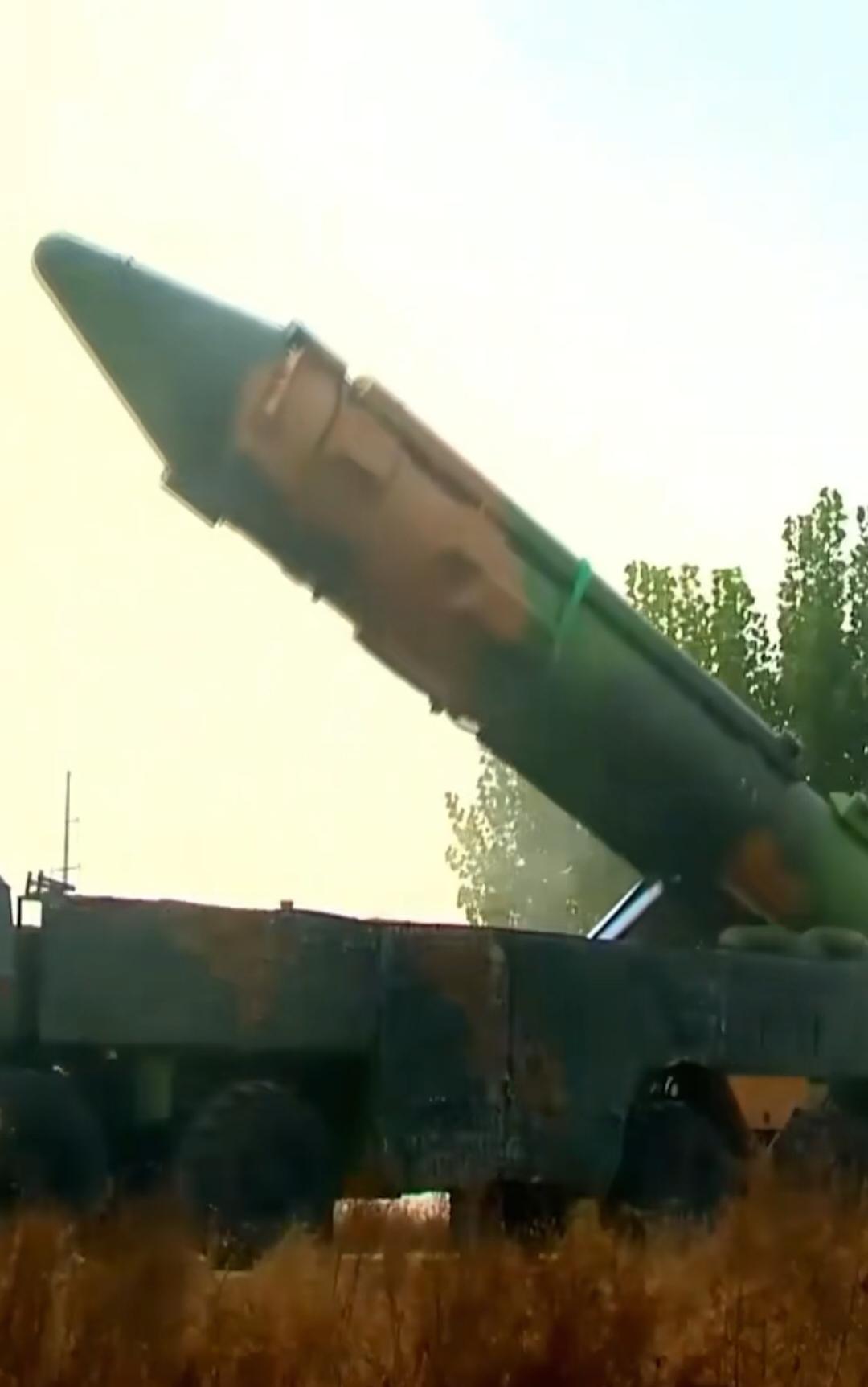 中国拥有强大的，覆盖全球东风一41导弹。并不是侵略谁，而是向全世界宣告，中国已不