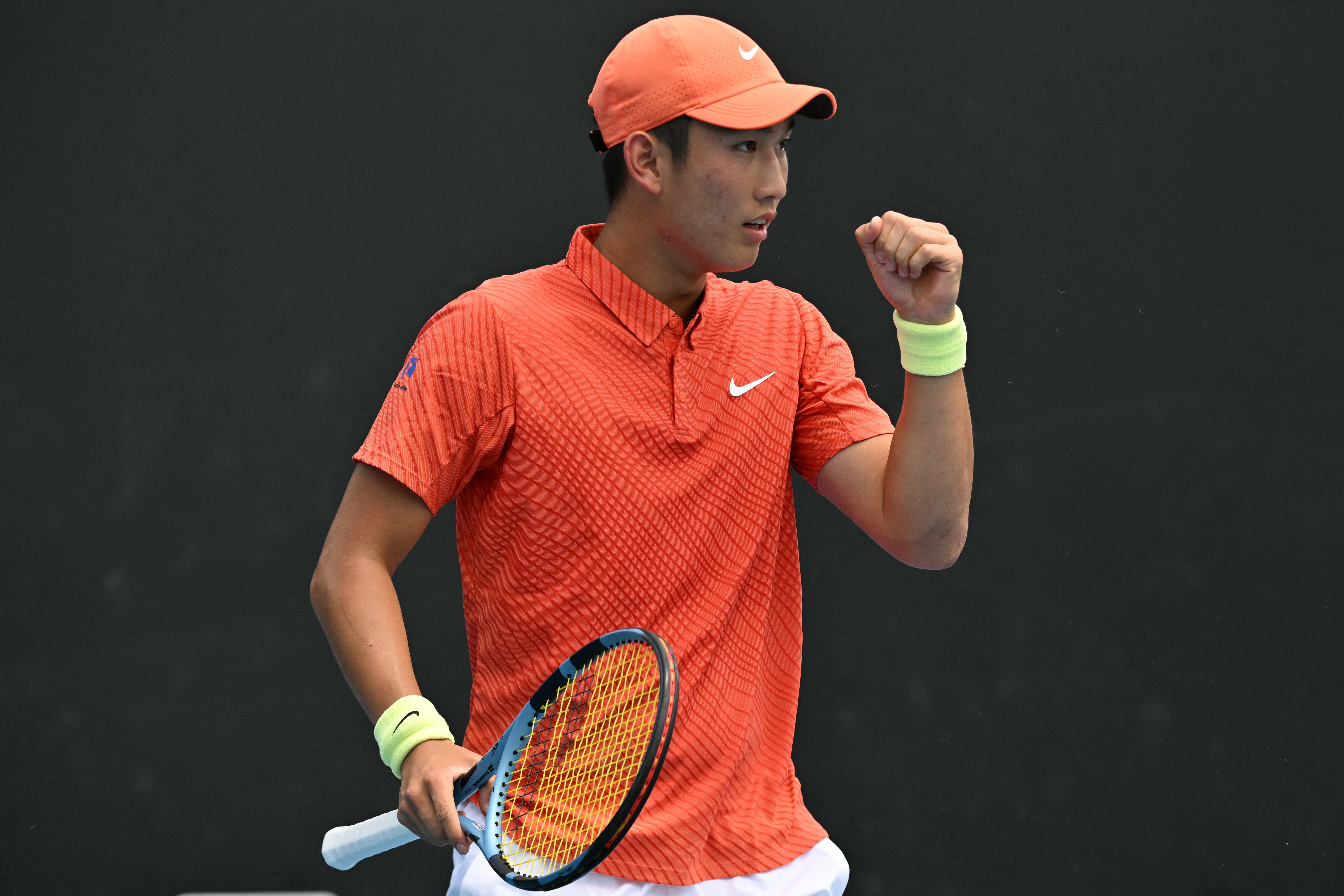 商竣程澳网开门红✌️2026澳网男单首轮，🇨🇳商竣程激战四盘，最终以6-4/