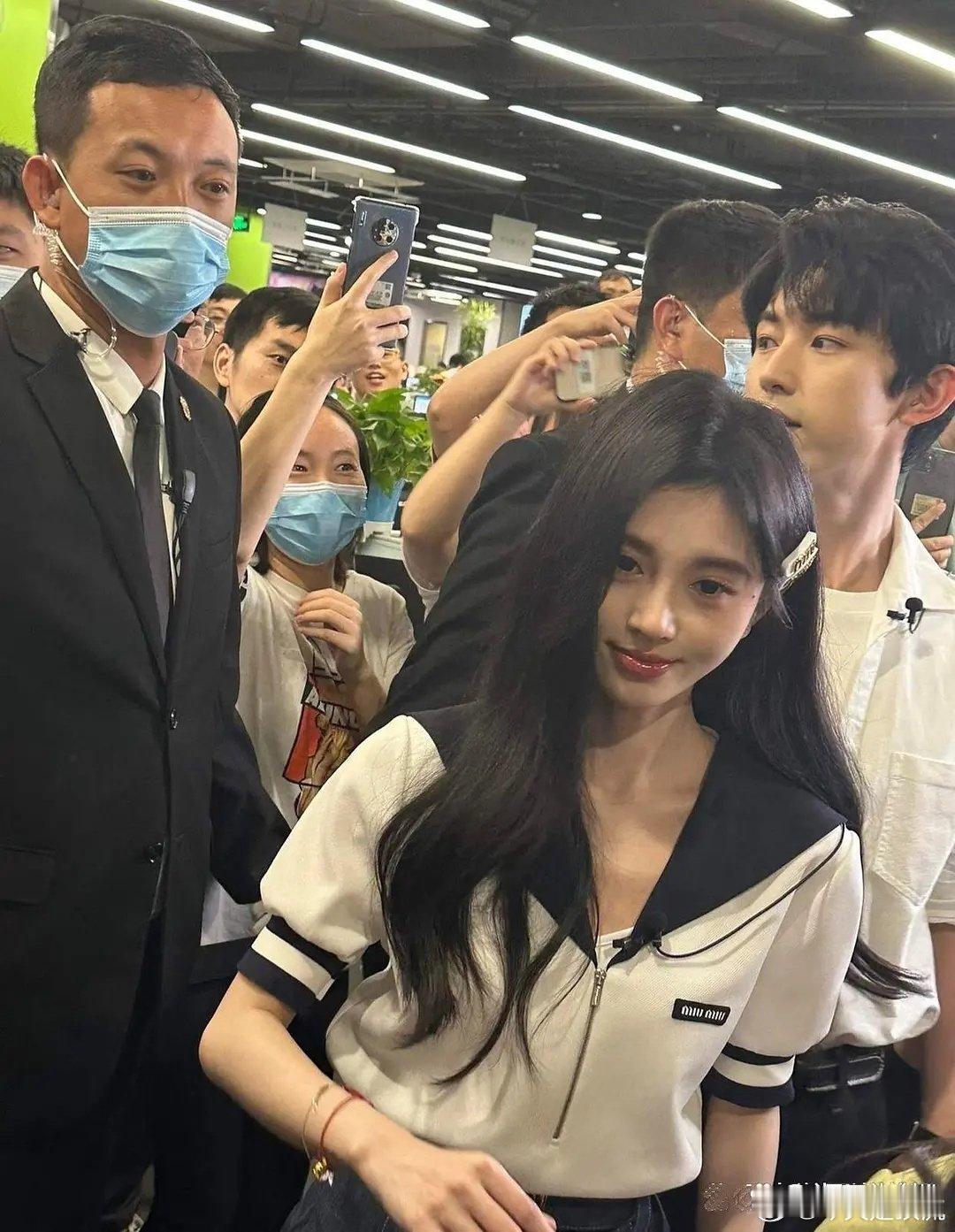 鞠婧祎生图好虐啊 ​​​